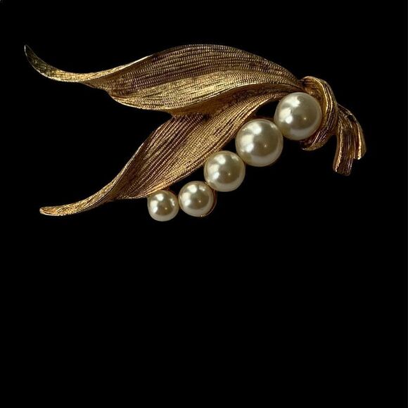 Vintage Faux Pearl Corn Brooch - Picture 11 of 11